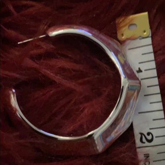 Fab fashion  earrings - Picture 6 of 9